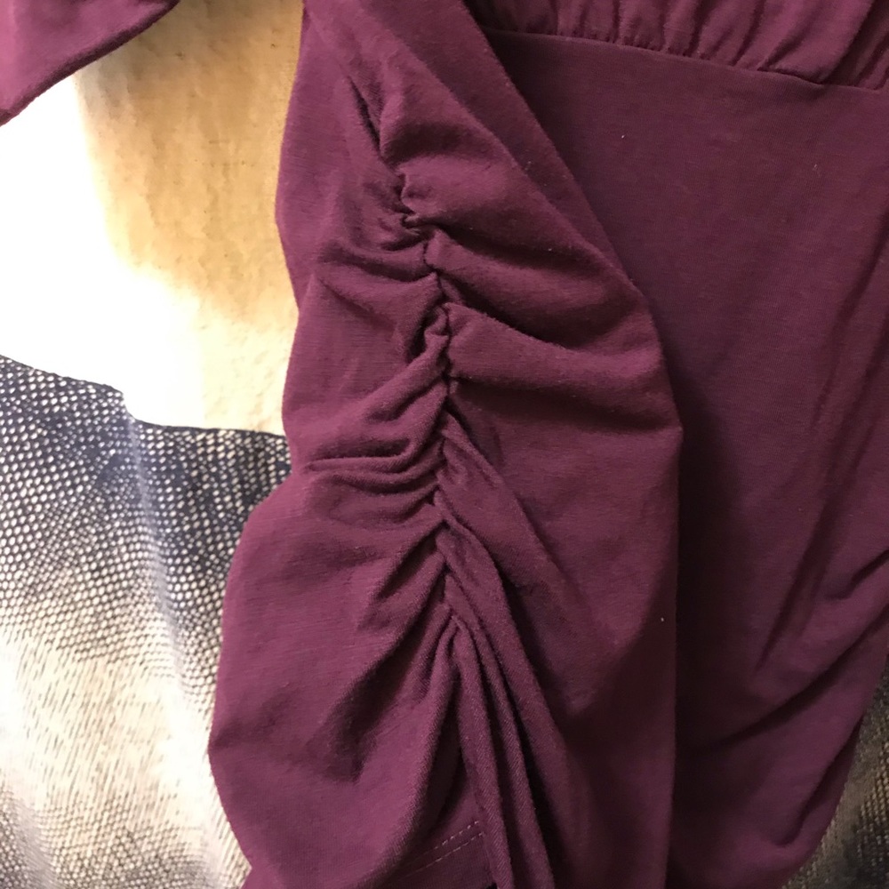 Plum top - Picture 3 of 4